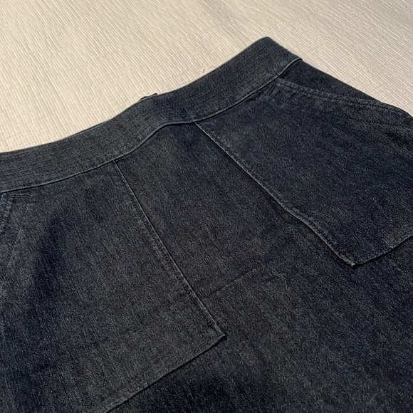Ann Taylor Loft denim skirt - Picture 3 of 3